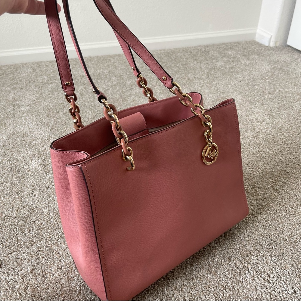 Michael Kors Mauve Purse
